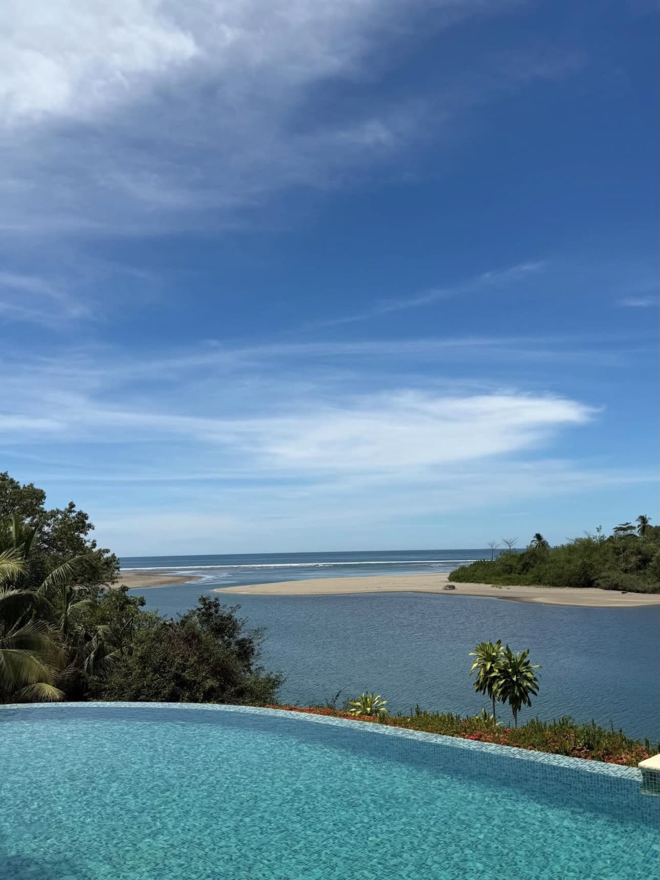 Dry tropical forest and wildlife at Santa Rosa National Park, Guanacaste
